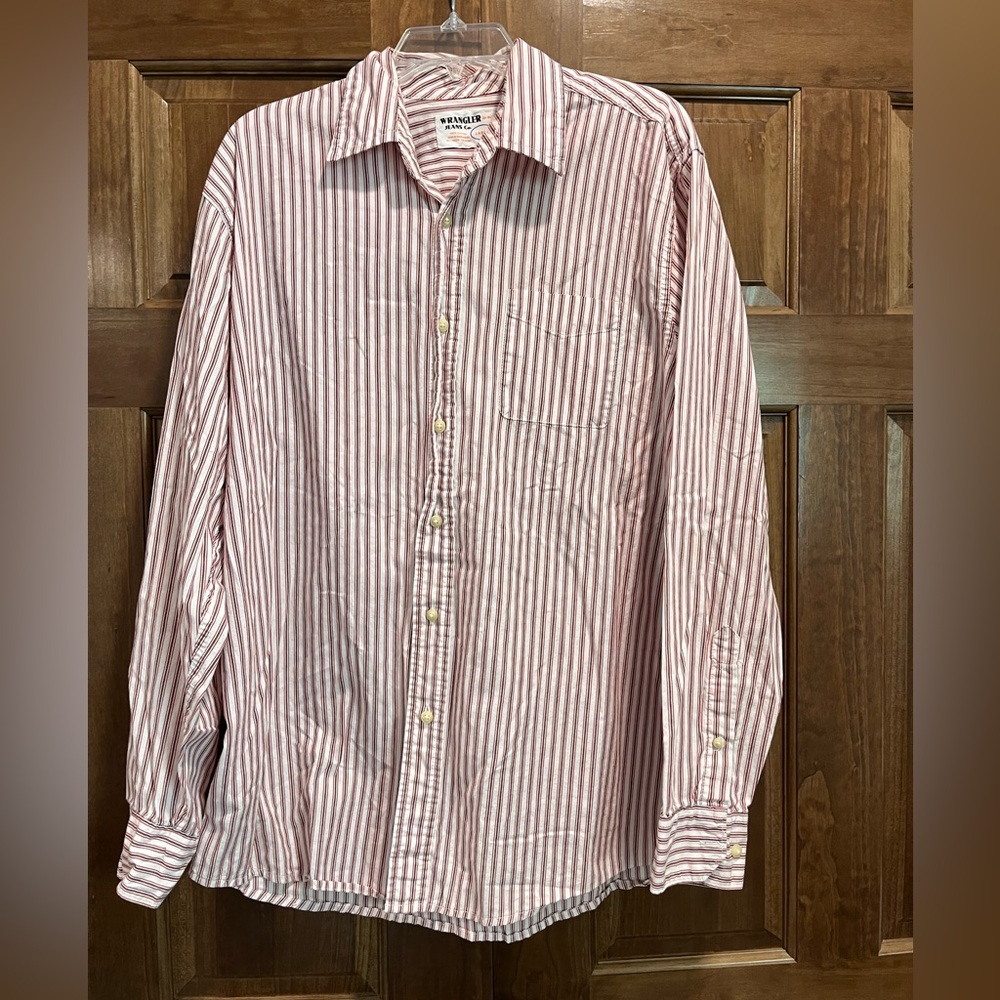 Wrangler Men's Red Striped Button Down Shirt, Size Large